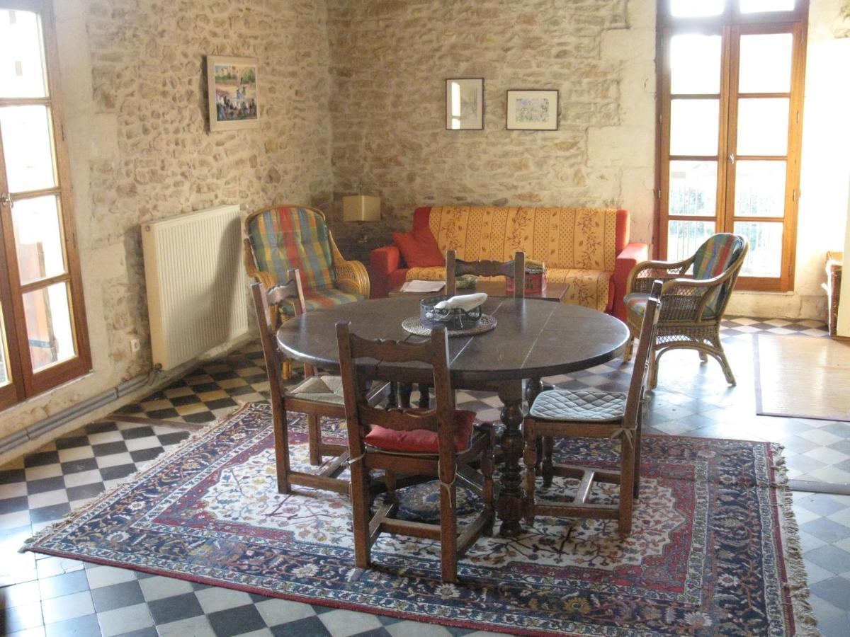 La Mejanenque Apartment Venejan ภายนอก รูปภาพ