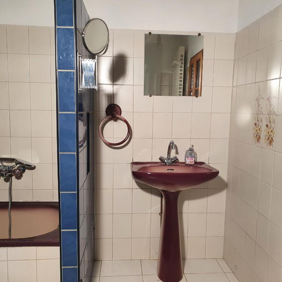 La Mejanenque Apartment Venejan ภายนอก รูปภาพ